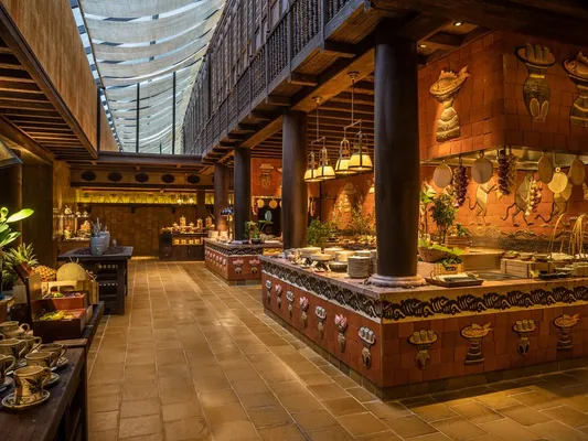 Legacy Yen Tu – MGallery