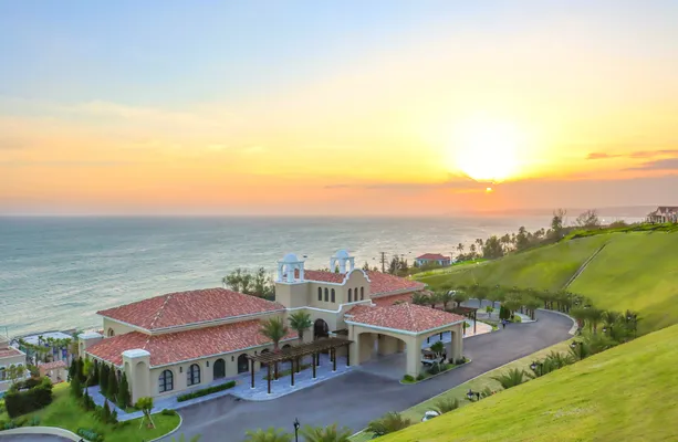 Centara Mirage Resort Mui Ne